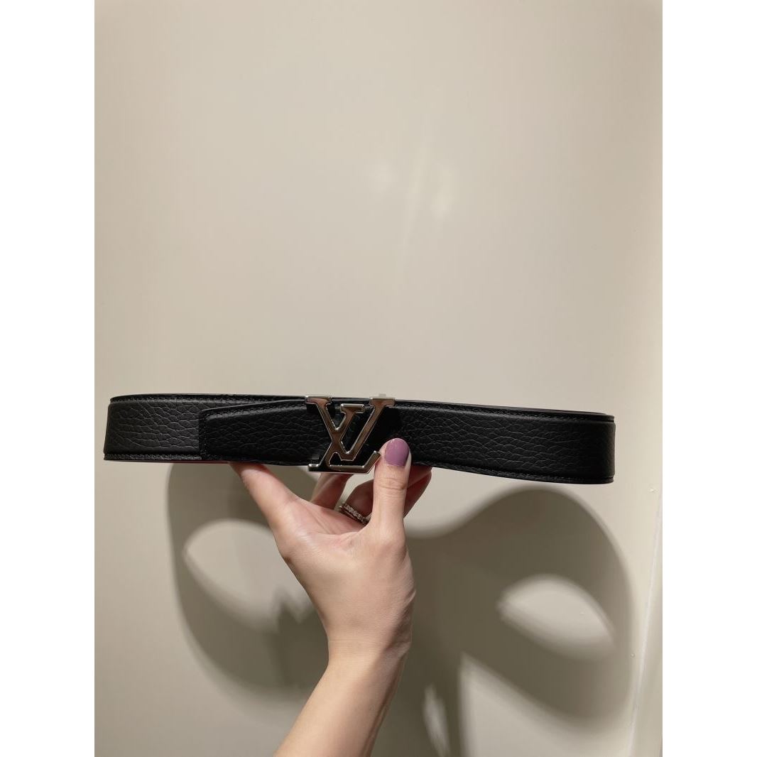 l0vis Vvtt0n belts